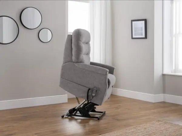 Celebrity Sandhurst Cloud Zero Lift and Tilt Chair 01